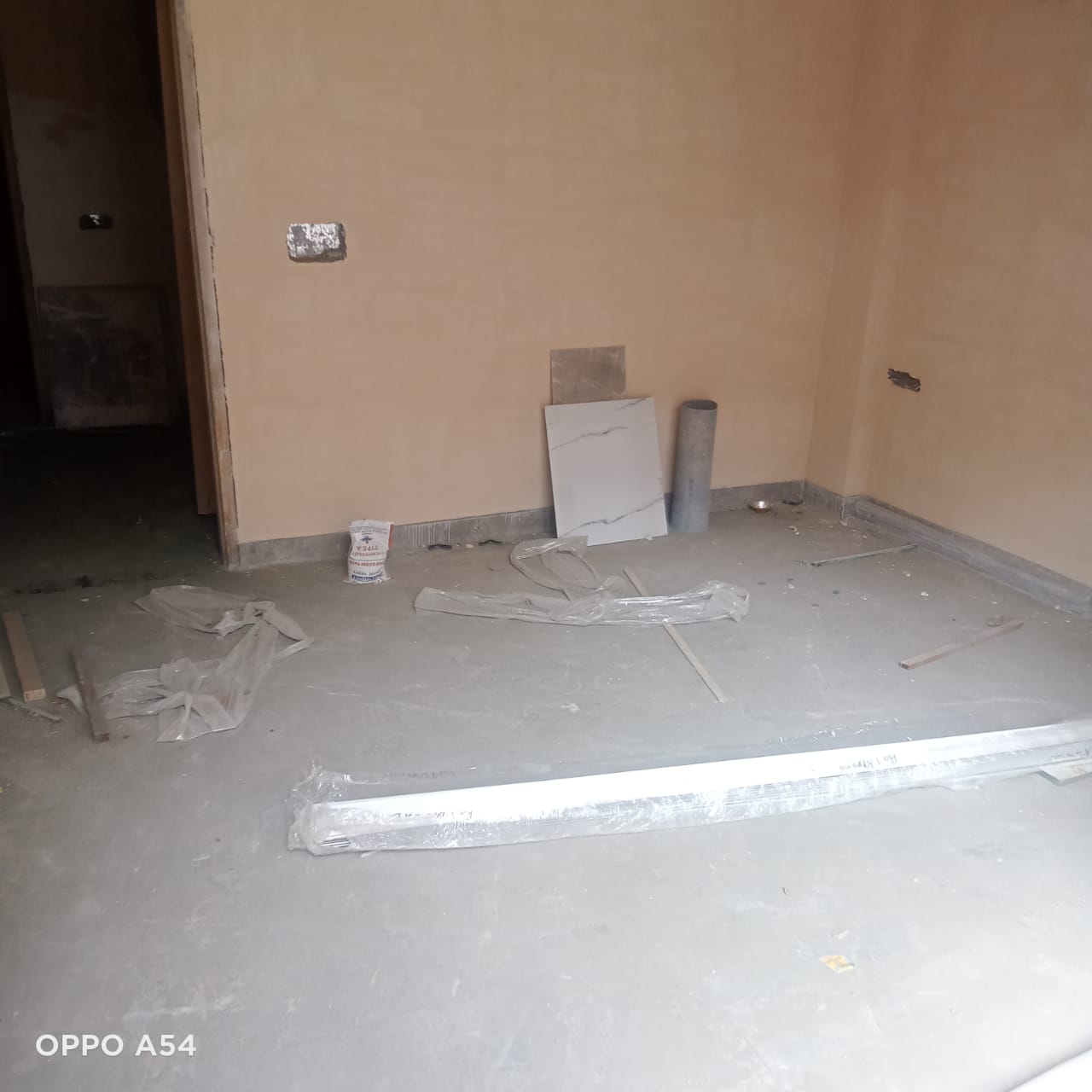 Residential Property 110yard 3BHK Floor For Sale In Hari Nagar