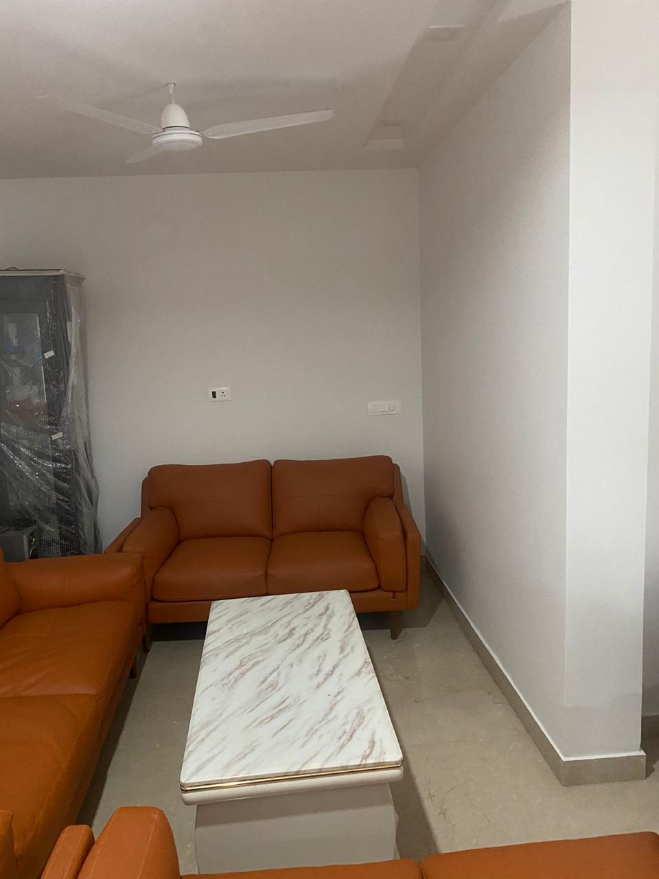 Residential Property 200yard 3BHK Floor For Sale In Naraina Vihar