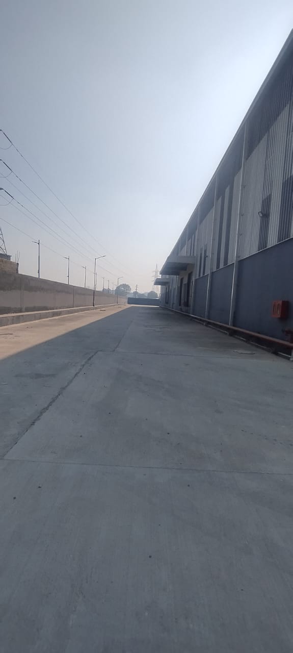 218000 SQFT WAREHOUSING PLOT FOR LEASE IN UNCHA MAJRA