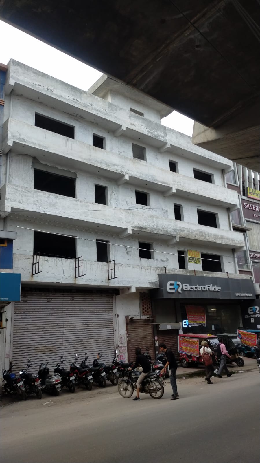 4800 sqft main Road For Rent/Lease in Uttam Nagar