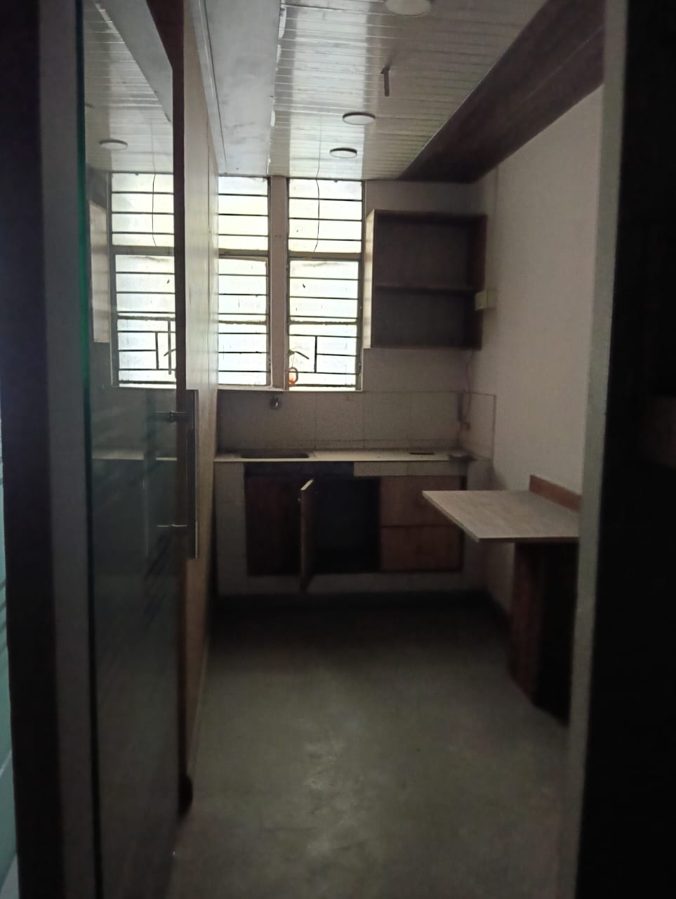 3200SQFT INDUSTRIAL FLOOR FOR LEASE NARAINA