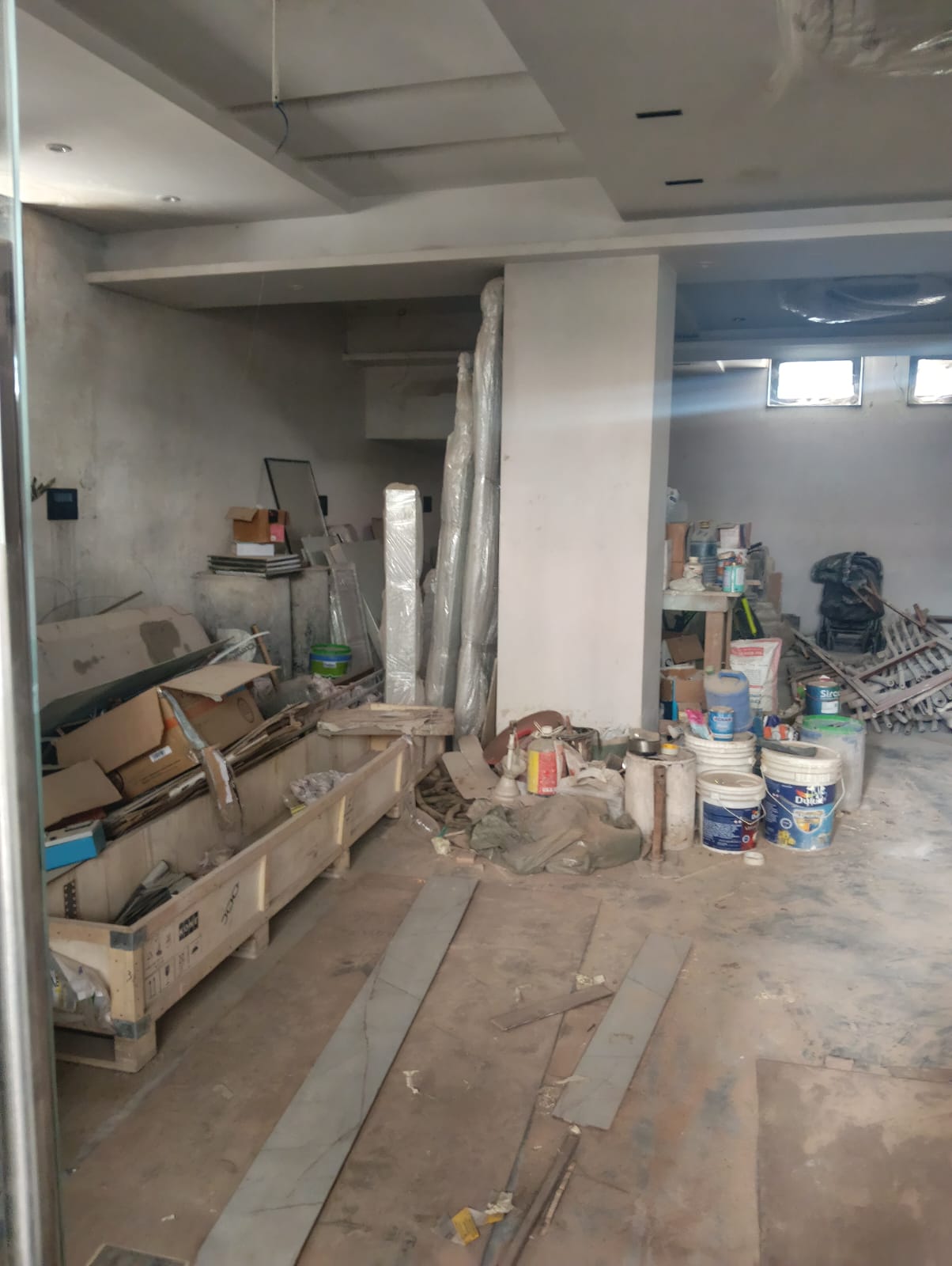 1800 SQFT COMMERCIAL FLOOR FOR LEASE IN NARAINA