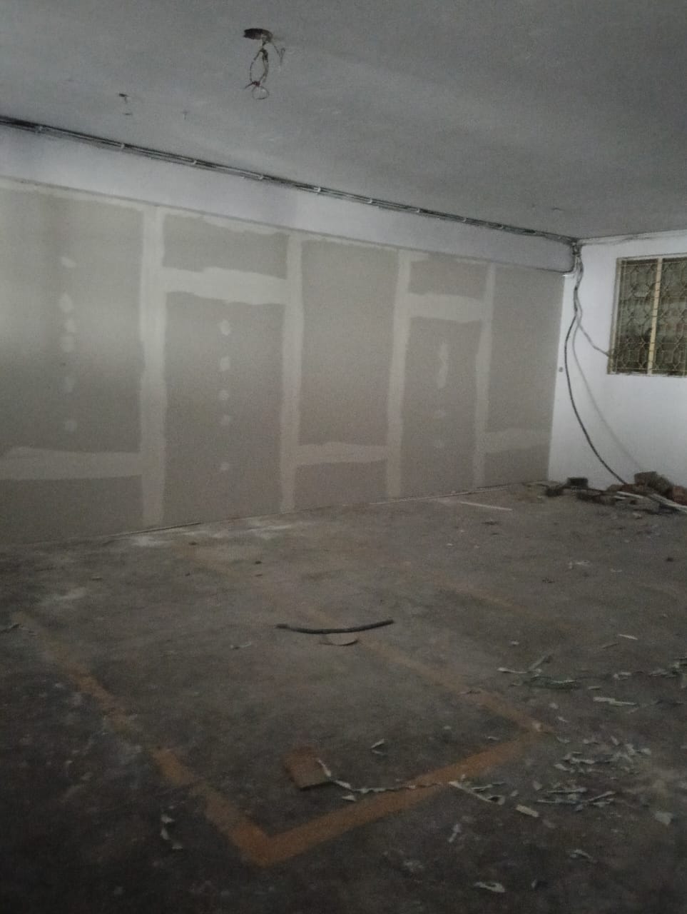 3200SQFT INDUSTRIAL FLOOR FOR LEASE NARAINA