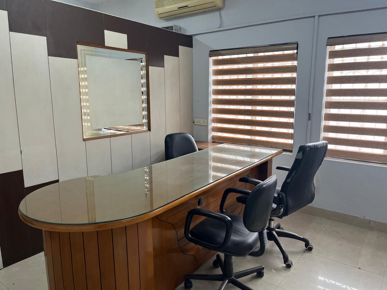 1400 SQFT COMMERCIAL FLOOR FOR LEASE IN NARAINA