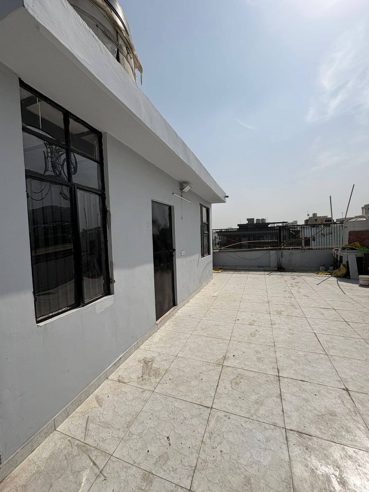 1BHK RESIDENTIAL FLOOR FOR LEASE IN NARAINA